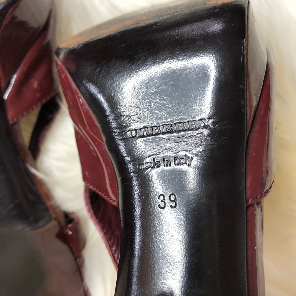Burberry | Burgundy Sling Back Peep Toe Heels 39 - Picture 5 of 9